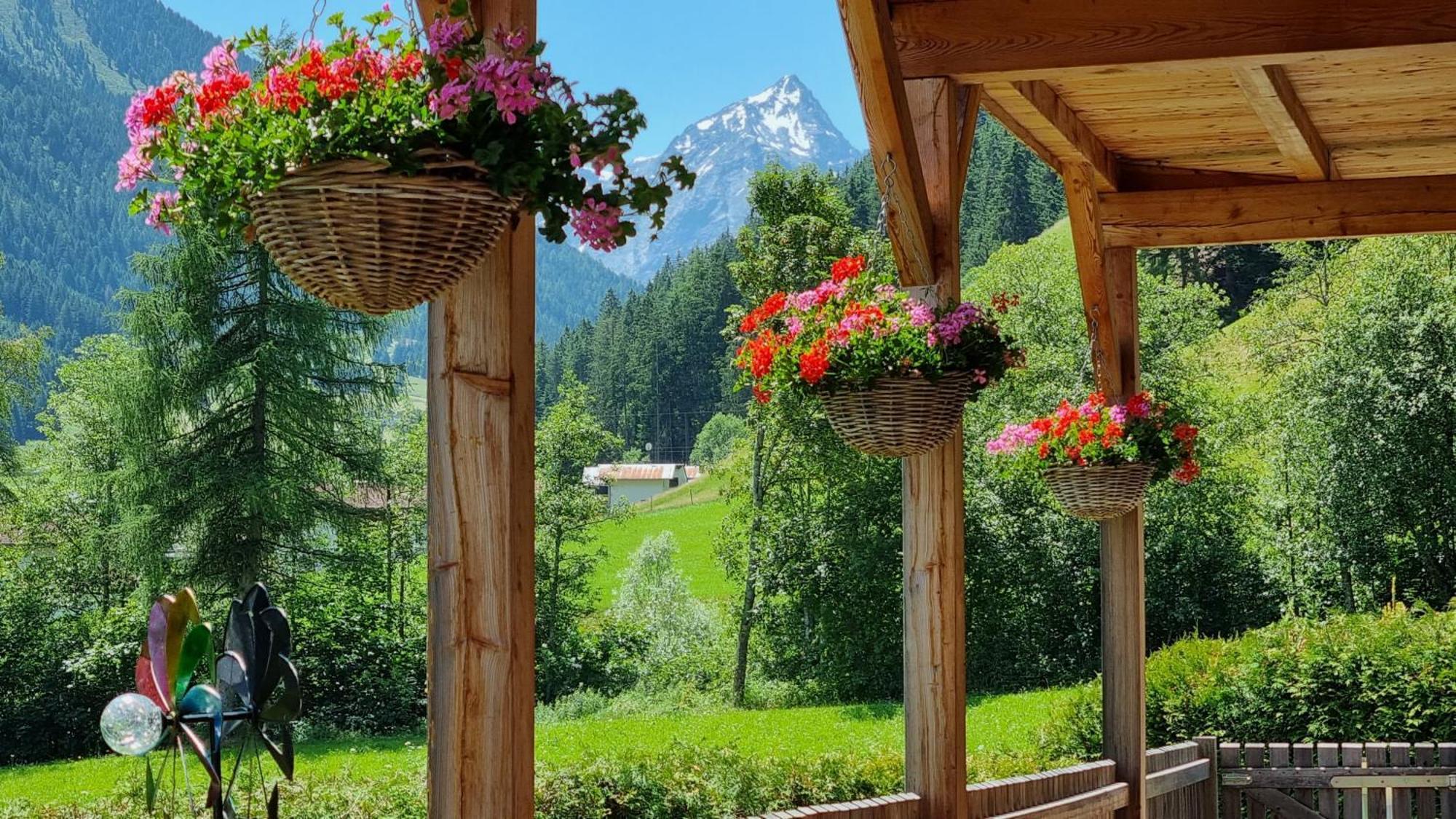 גריס אים סלריין Gaestehaus Landhaus Tyrol מראה חיצוני תמונה